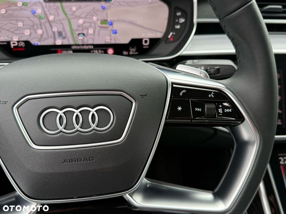 Audi A8 - 24
