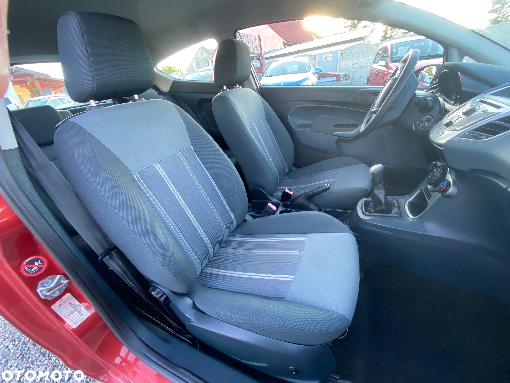Ford Fiesta 1.25 Ghia - 24