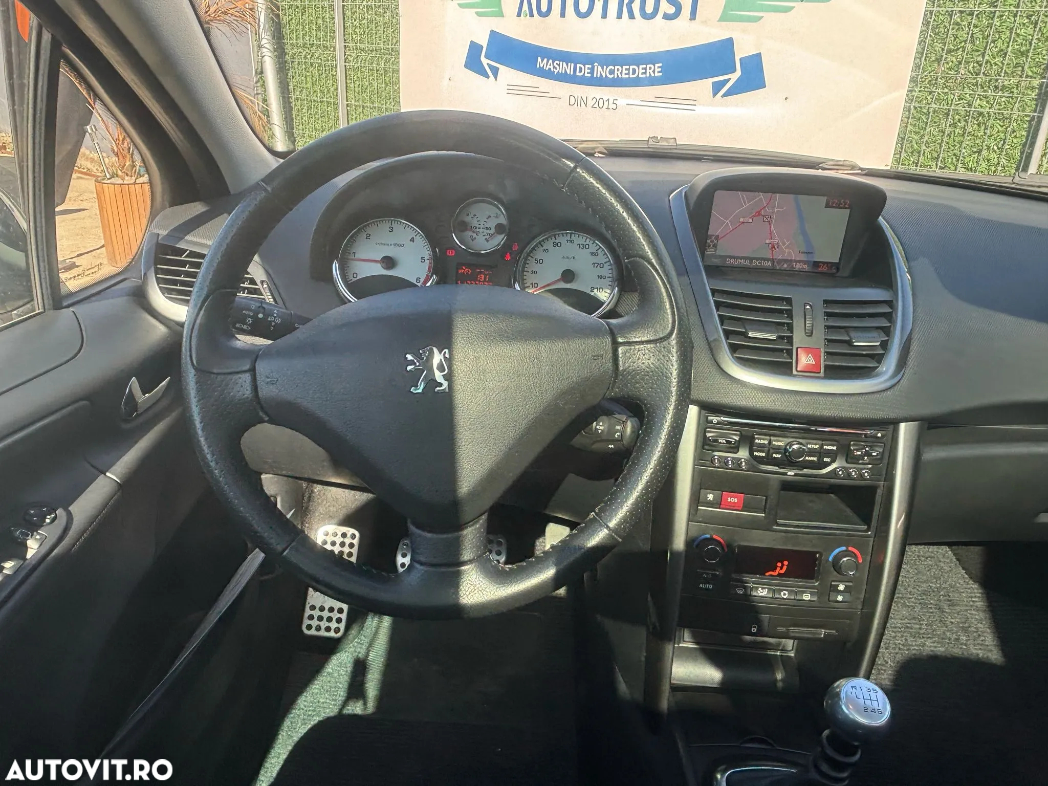 Peugeot 207 CC 1.6 HDI FAP Eclipse - 9