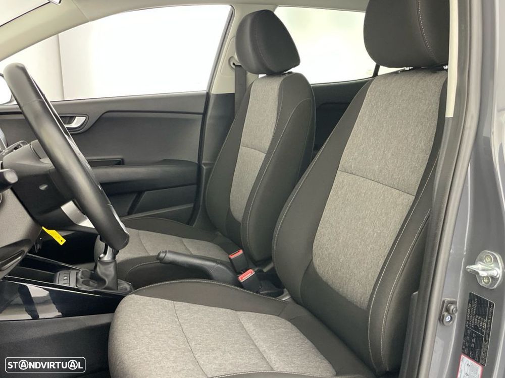 Kia Stonic 1.0 T-GDI Drive - 17