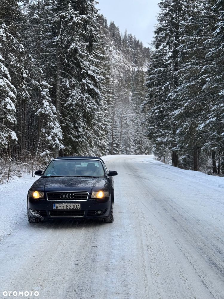 Audi A4 Cabrio 2.4 - 40
