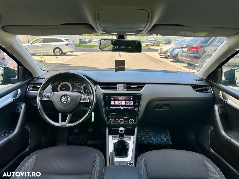 Skoda Octavia - 10