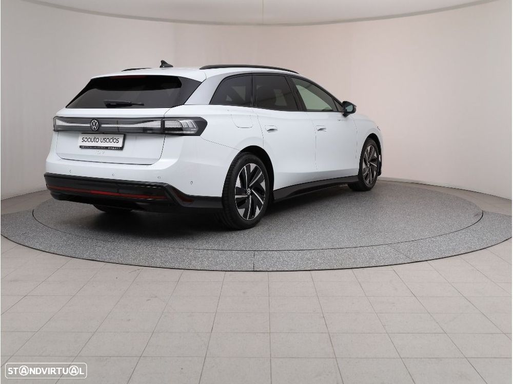 VW ID.7 77 kWh Pro Urban - 14