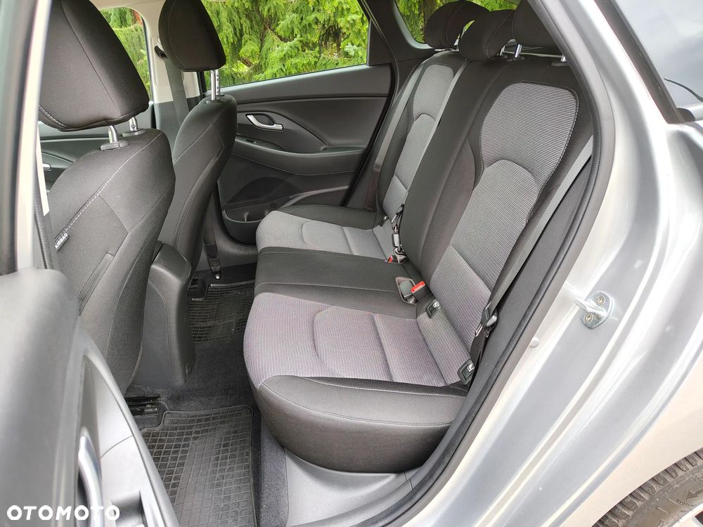 Hyundai i30 - 24