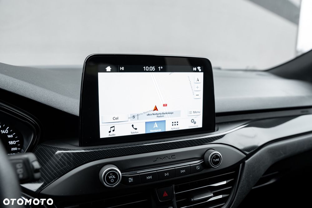 Ford Focus 1.0 EcoBoost Trend - 38