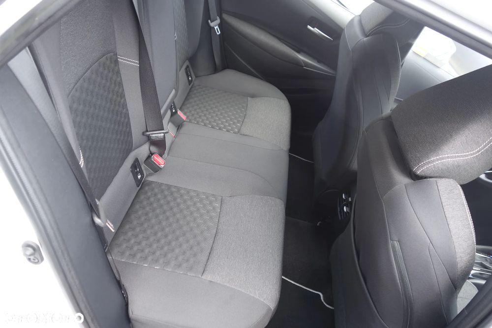 Toyota Corolla 1.8 Hybrid Comfort - 10
