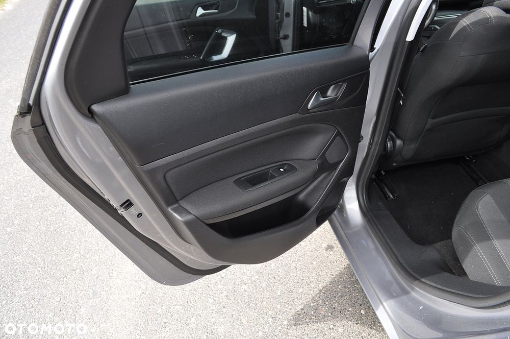 Peugeot 308 1.6 BlueHDi Allure S&S - 13