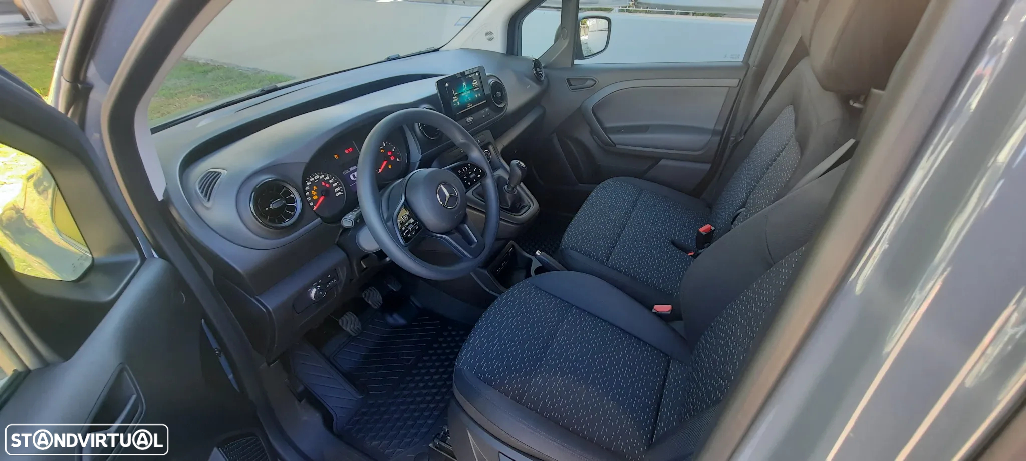 Mercedes-Benz Citan Van 110CDI/27 95cv Linha Pro 3 lugares 5 portas - 12