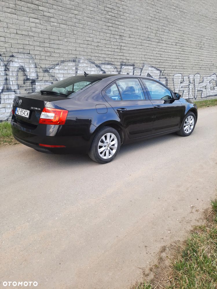 Skoda Octavia 2.0 TDI SCR Ambition - 2