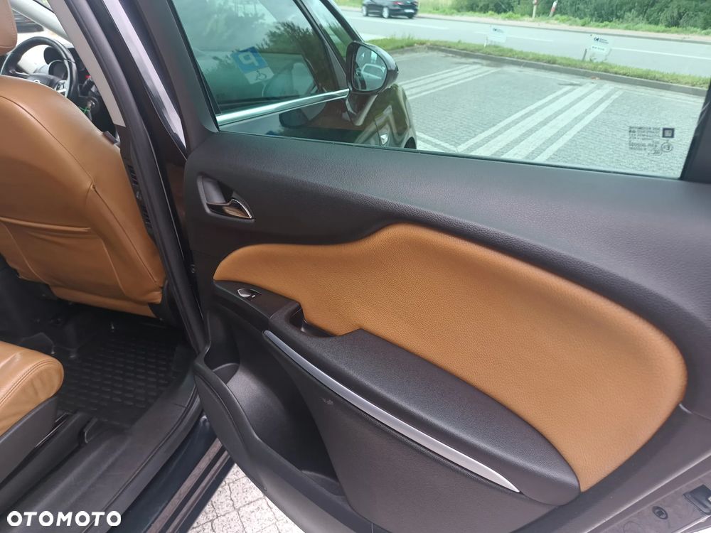 Opel Zafira 2.0 CDTI Cosmo - 18