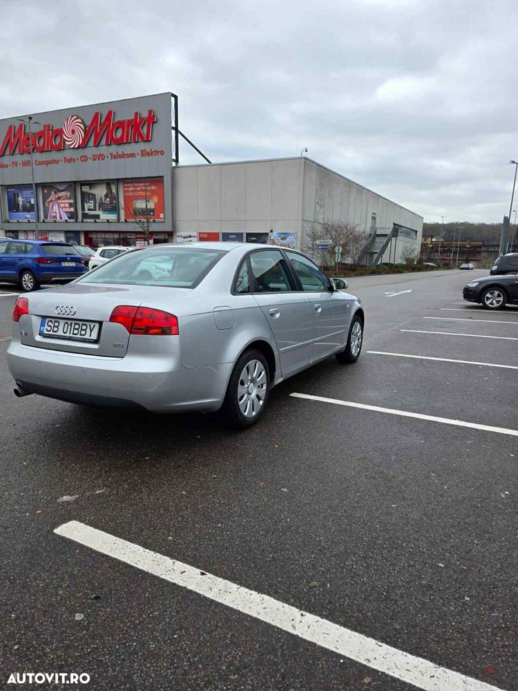 Audi A4 - 1