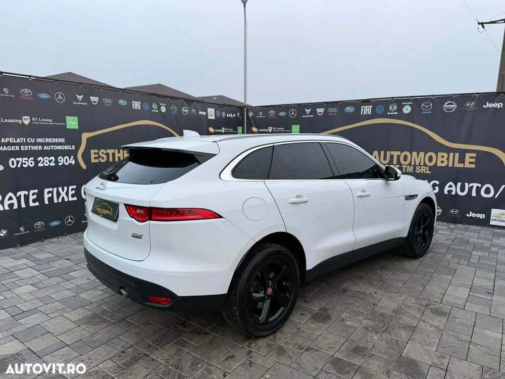 Jaguar F-Pace - 3