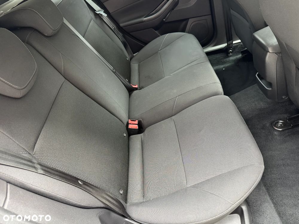 Ford Focus 1.0 EcoBoost Titanium - 32