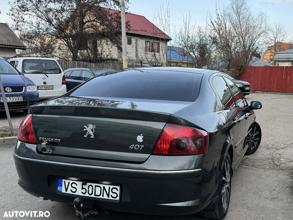 Peugeot 407 - 9