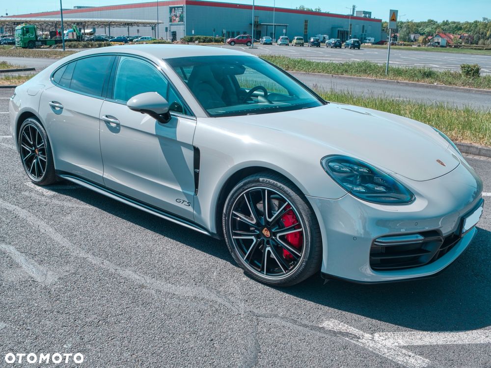 Porsche Panamera - 35