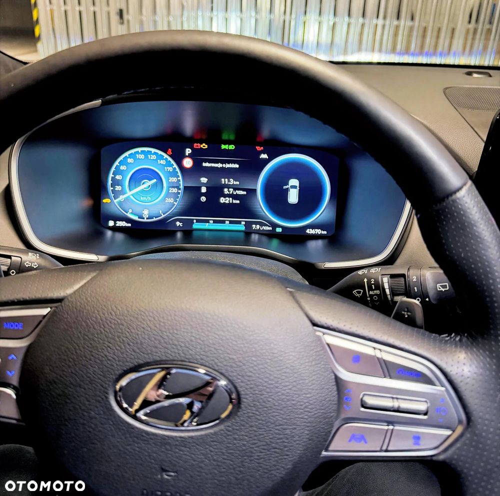 Hyundai Santa Fe 1.6 T-GDI HEV Platinum 4WD - 11