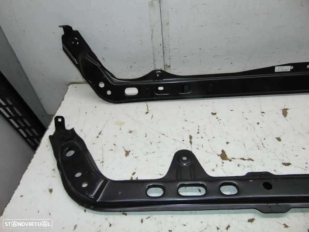 Fiat Punto travessa central - 2