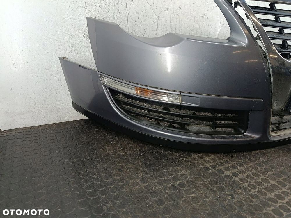 ZDERZAK PRZÓD VW PASSAT B6 LA7T KOMBI - 2