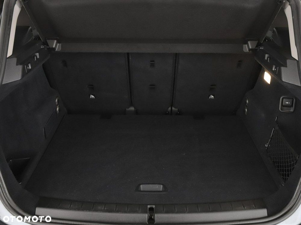 BMW Seria 2 220d xDrive - 21