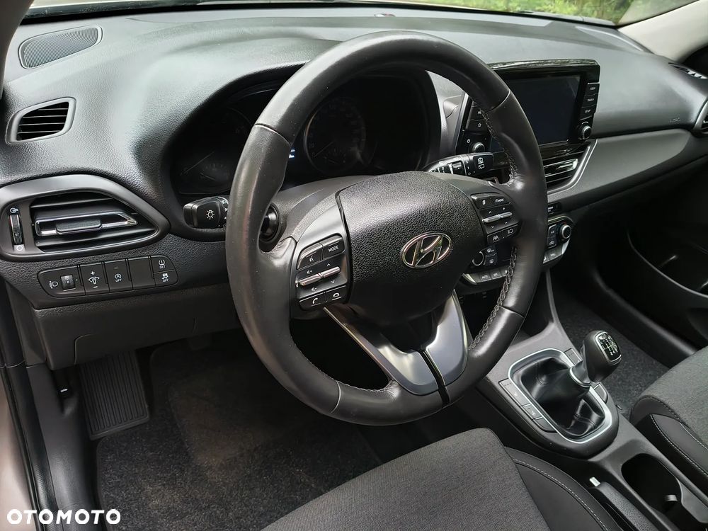 Hyundai i30 1.5 DPI Comfort - 17