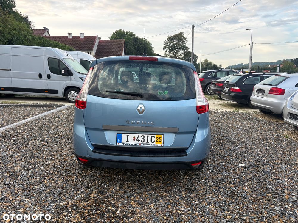 Renault Scenic 1.6 16V TomTom Edition - 11