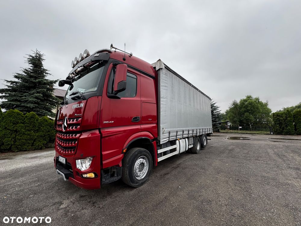 Mercedes-Benz Arocs - 5