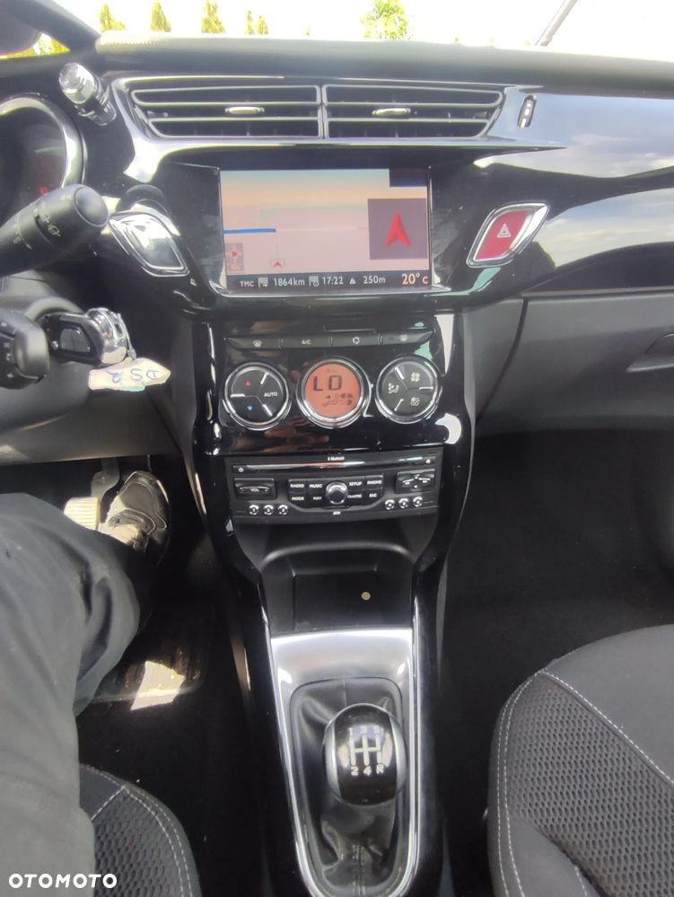 Citroën DS3 e-HDi 90 FAP SoChic - 19