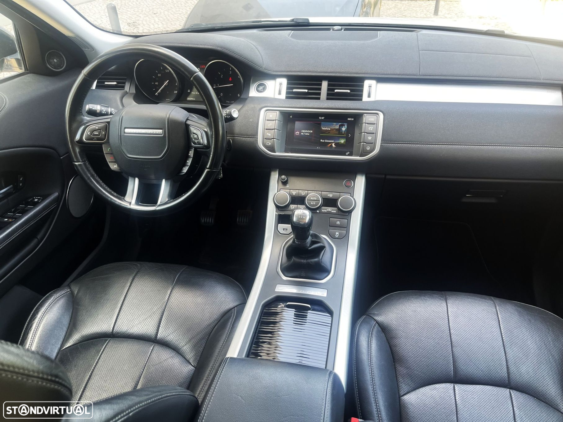 Land Rover Range Rover Evoque 2.0 eD4 SE Dynamic - 4