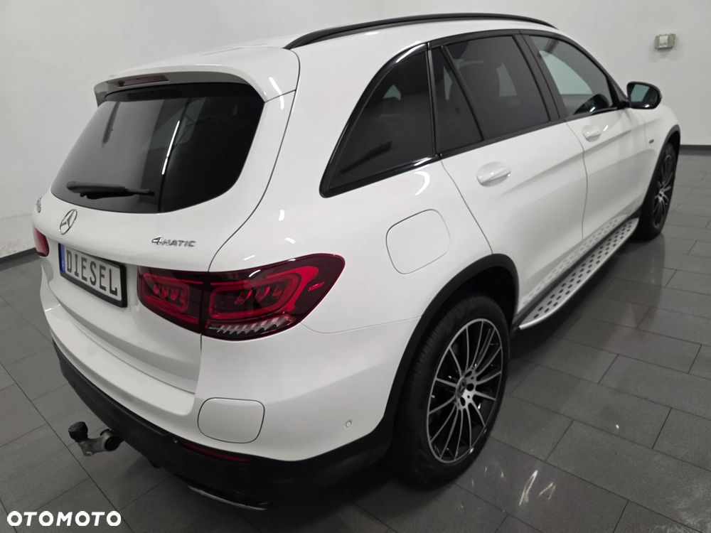 Mercedes-Benz GLC 300 de 4Matic 9G-TRONIC AMG Line Plus - 6