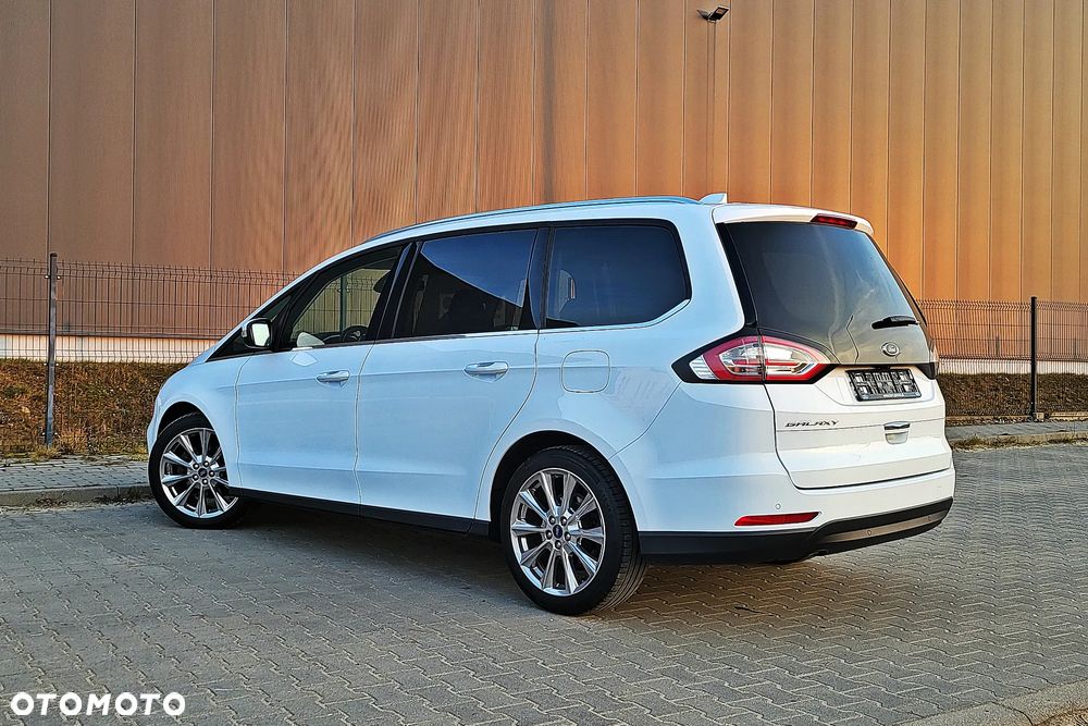 Ford Galaxy - 12