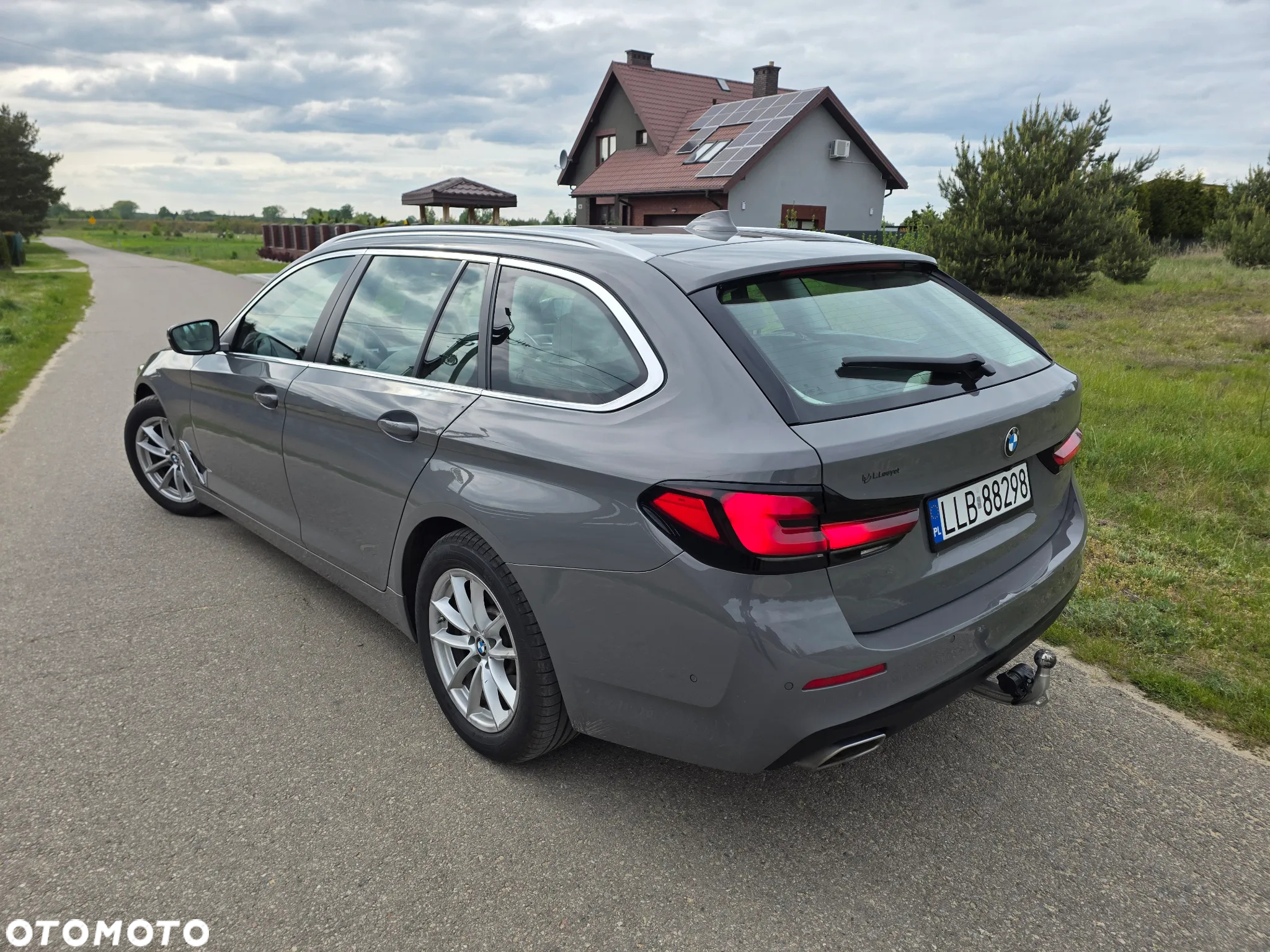 BMW Seria 5 520d Touring Luxury Line - 4