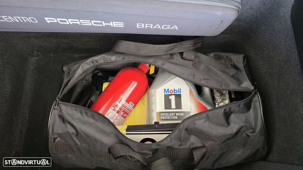 Porsche 911 (992) GT3 PDK - 32