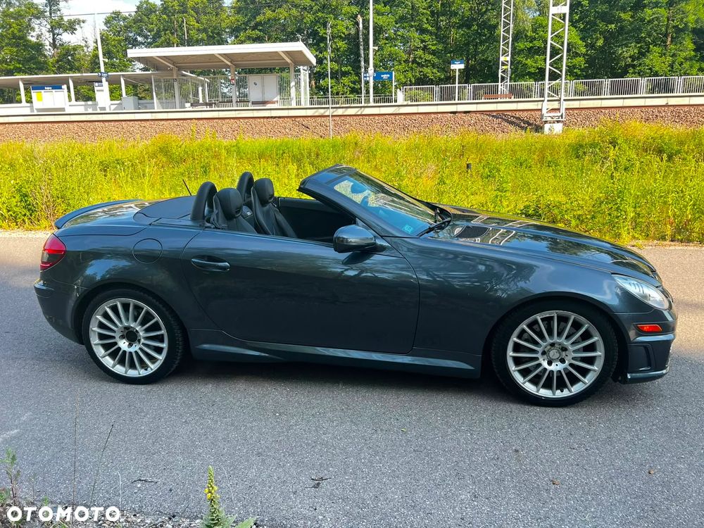 Mercedes-Benz SLK 300 7G-TRONIC - 7