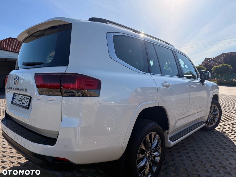 Toyota Land Cruiser - 6