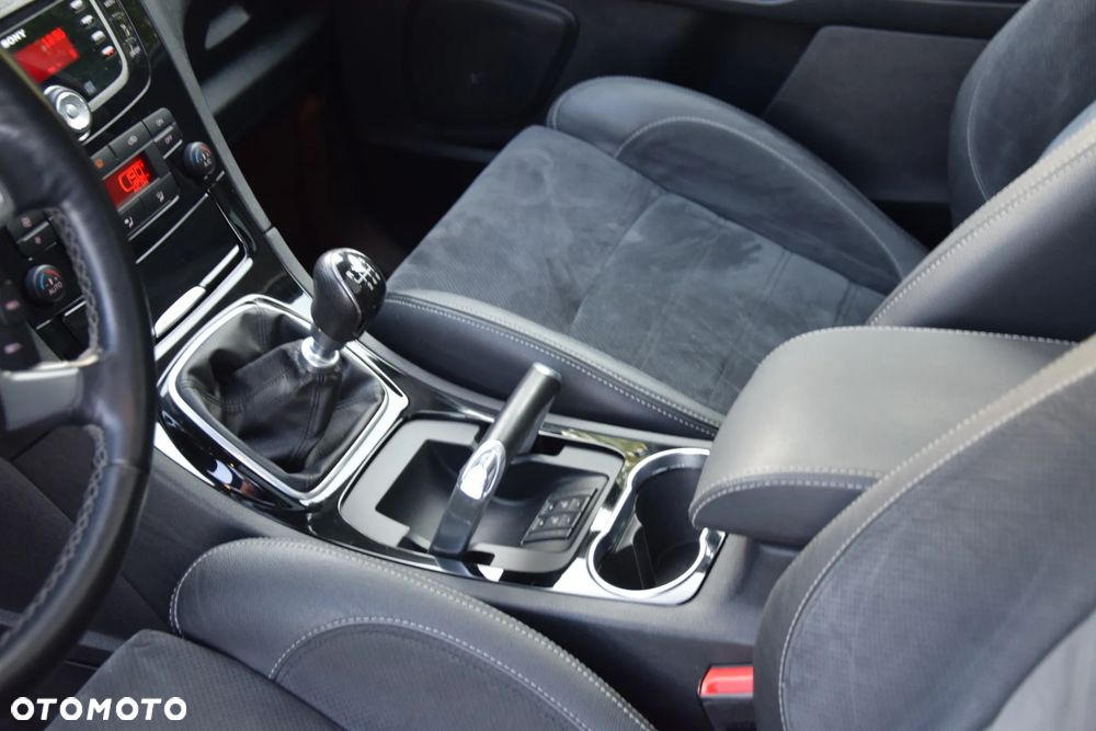 Ford S-Max 2.0 TDCi DPF Titanium - 36