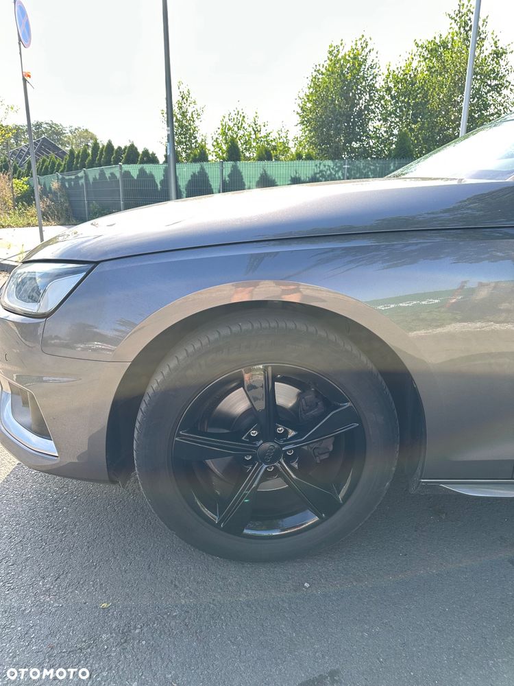 Audi A4 Avant 35 TFSI S tronic sport - 4
