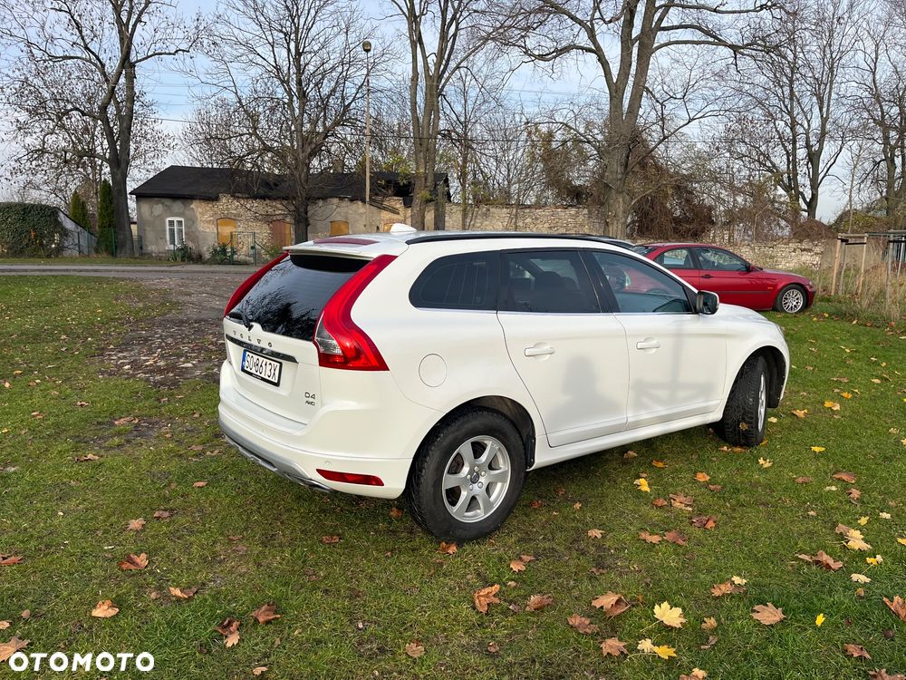 Volvo XC 60 D4 AWD Momentum - 17