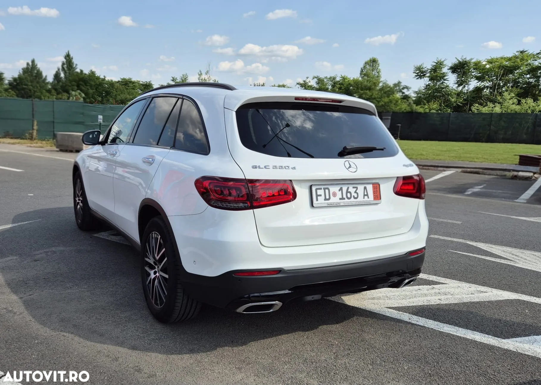 Mercedes-Benz GLC 220 d 4Matic 9G-TRONIC - 5