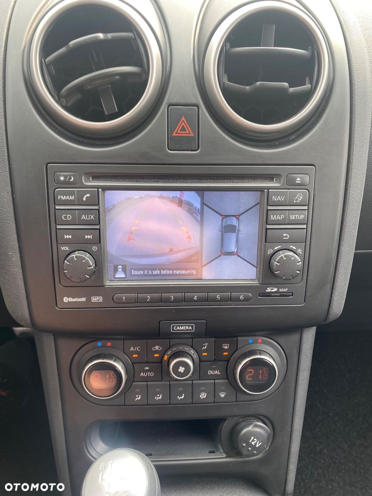 Nissan Qashqai 1.6 dCi Tekna S&S - 9