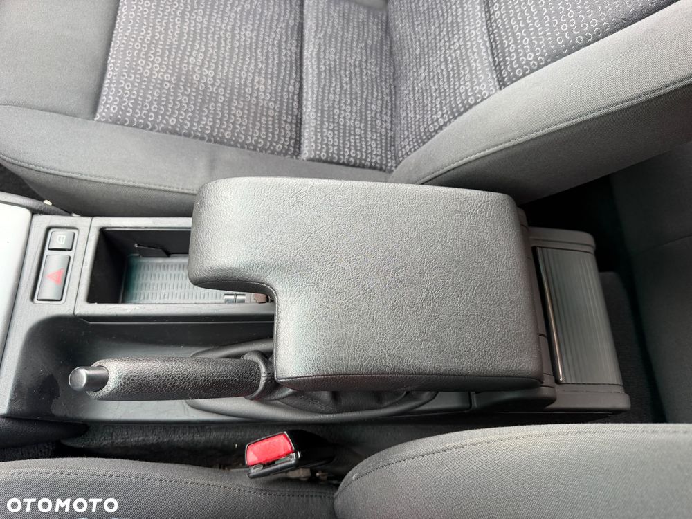 BMW Seria 3 316i Edition Lifestyle - 17