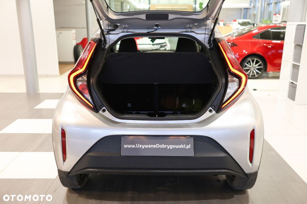Toyota Aygo X - 11