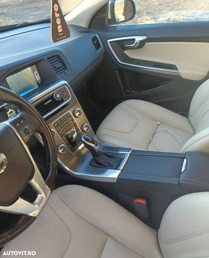 Volvo V60 D4 VEA Start-Stop Summum - 12