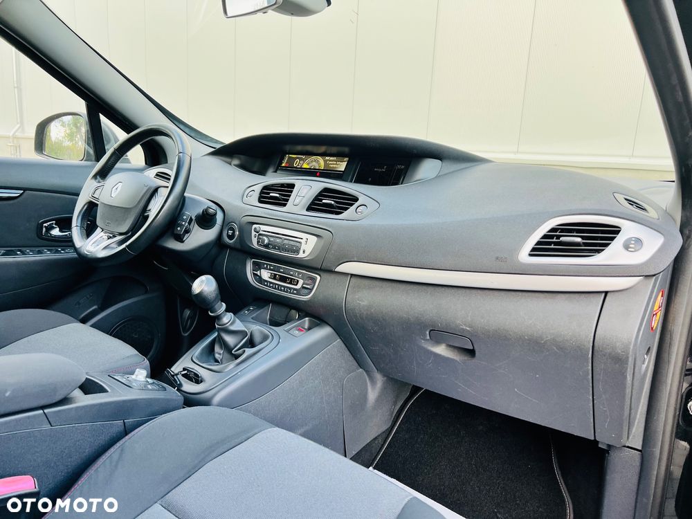 Renault Scenic 1.6 16V 110 Paris - 33
