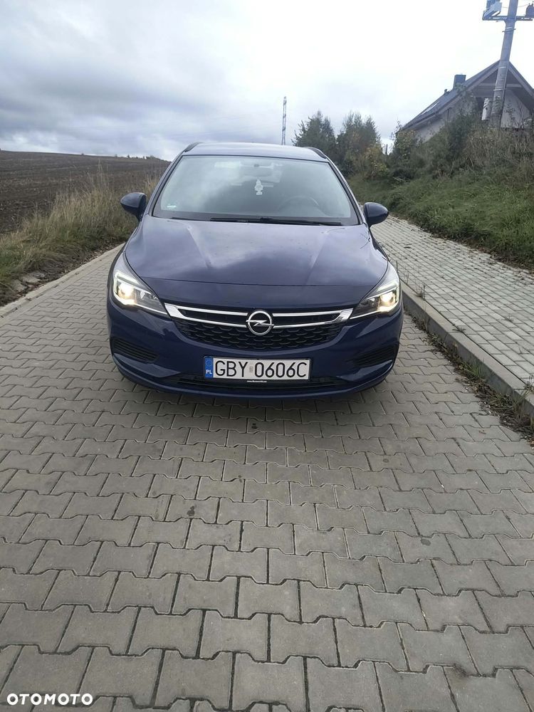 Opel Astra 1.6 CDTI Sport - 2