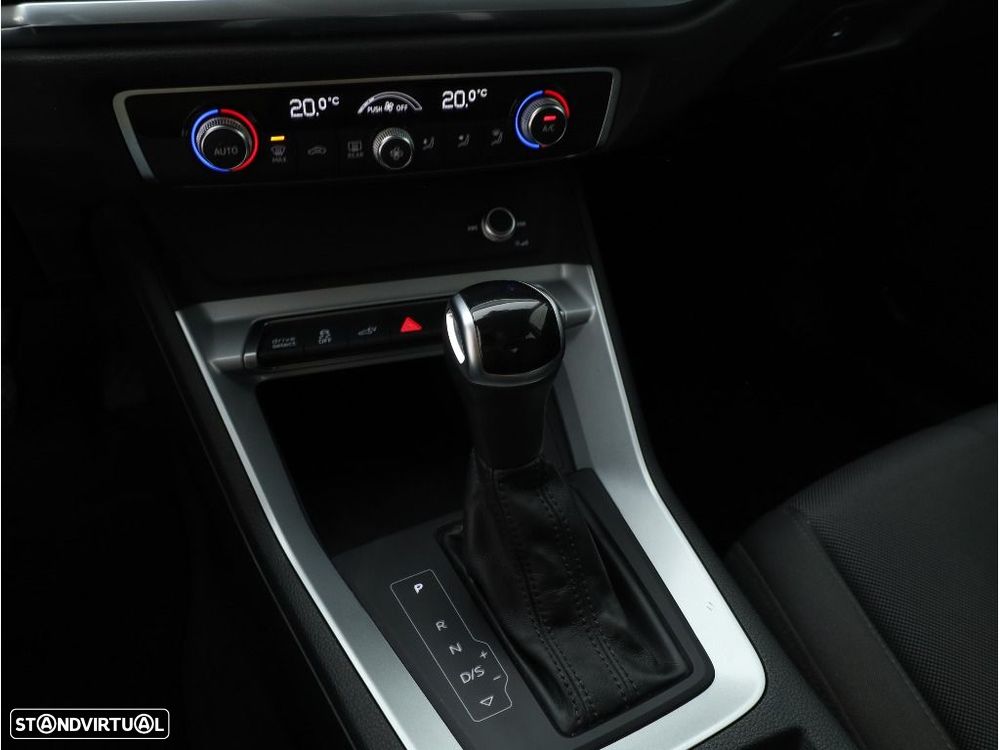 Audi Q3 45 TFSIe S tronic - 19