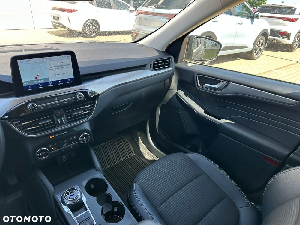 Ford Kuga - 11