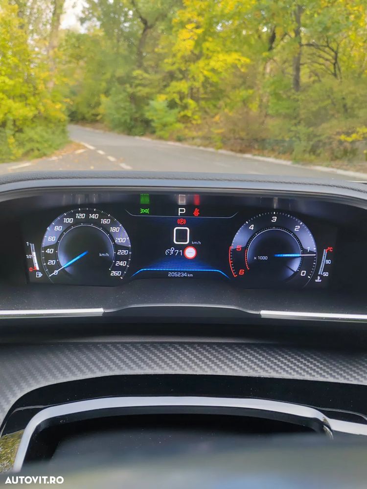 Peugeot 508 BlueHDi 160 EAT8 Allure - 22
