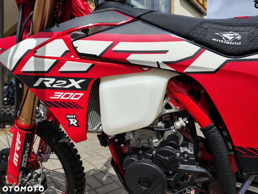 MRF Inny - 10