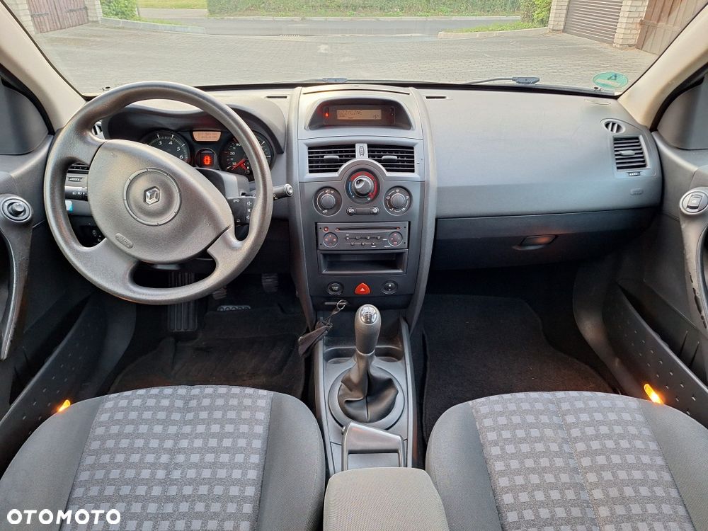 Renault Megane - 8