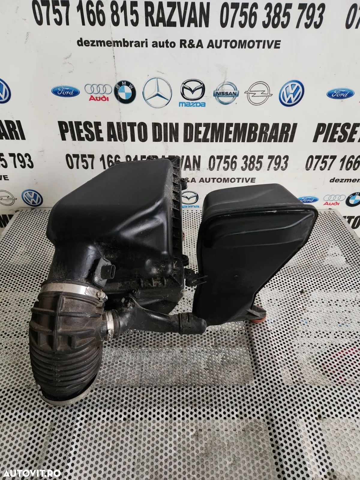 Carcasa Filtru Aer Completa Bmw X3 X4 G01 G02 Cod      Dezmembrez Bmw X3 G01 - Dezmembrari Arad - 1